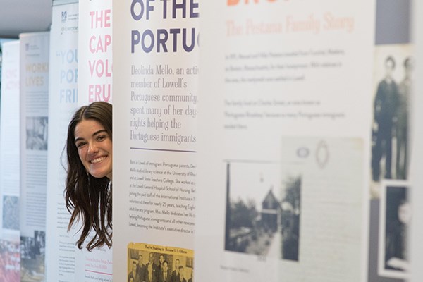 Kelly Freitas '16 designed the Portuguese immigration exhibit