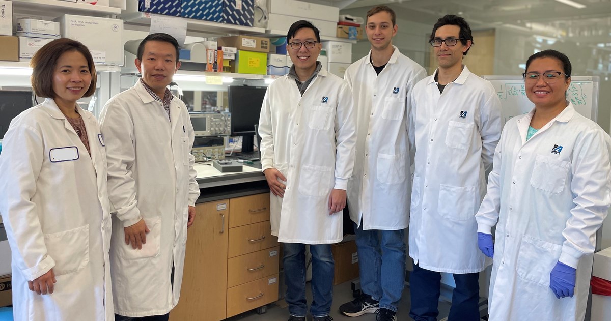 Prof. Yan Luo's research team