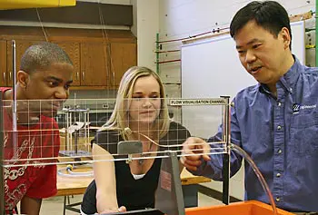 Civil engineering Assoc. Prof. Kenneth Lee giving a class demonstration.