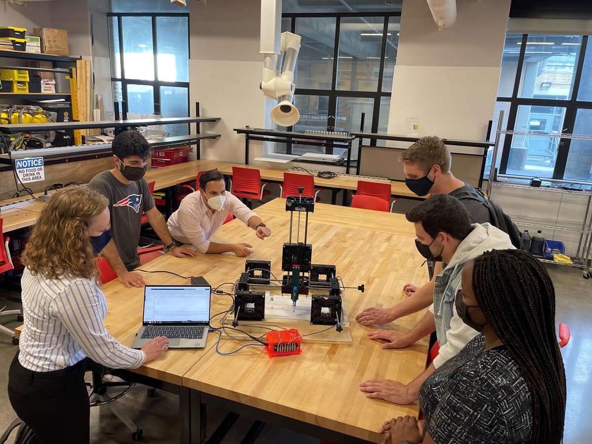 Industrial Engineering Faculty and Students Interact in the Makerspace