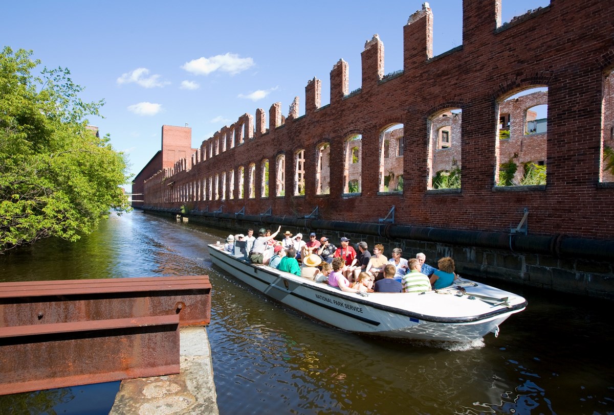 Lowell Canal tours