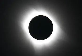 Edwin Aguirre and his wife, Imelda Joson, photographed the total solar eclipse on July 11 from Tatakoto Atoll in French Polynesia.