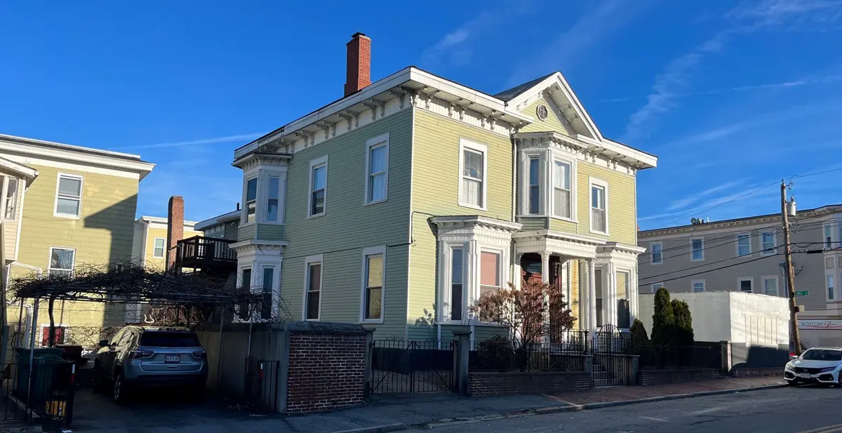 The Hocum Hosford House at 564 Central St., Lowell