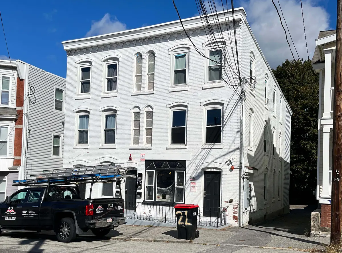 Picture of house on 462-468 Central Street