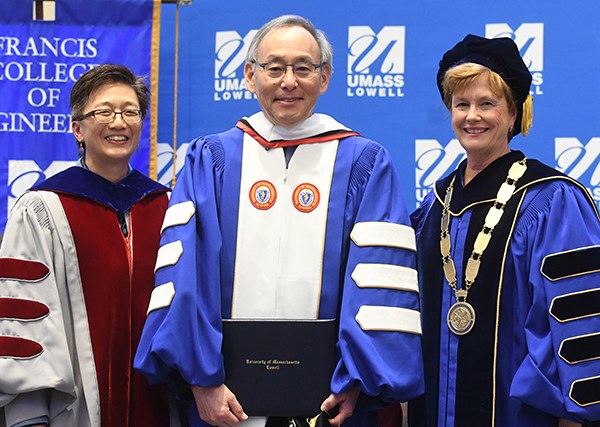 Steven Chu receives honorary degree