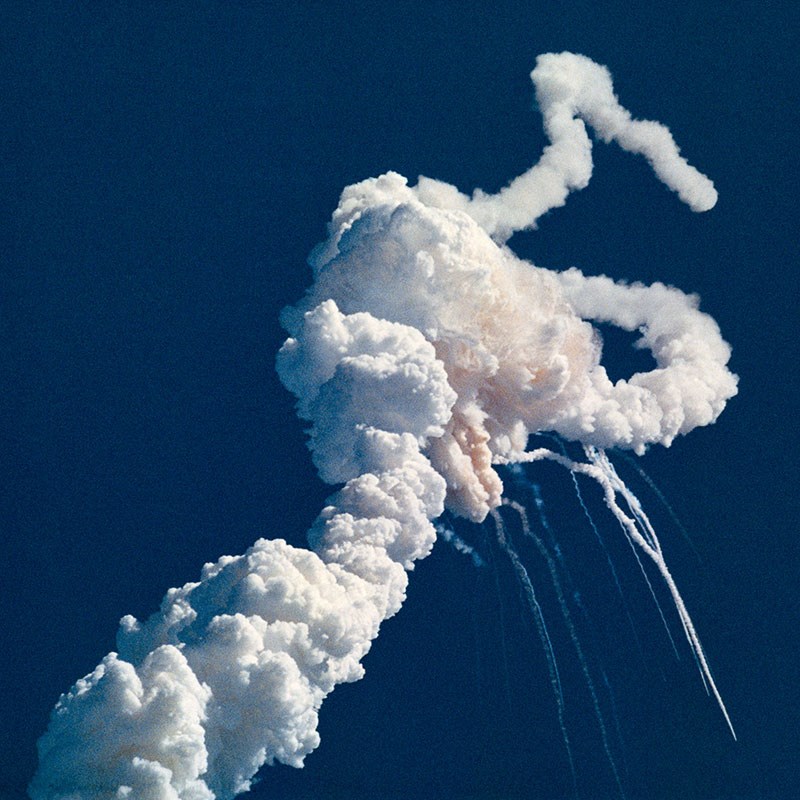 Smoke trail left in sky by the Challenger shuttle exploding