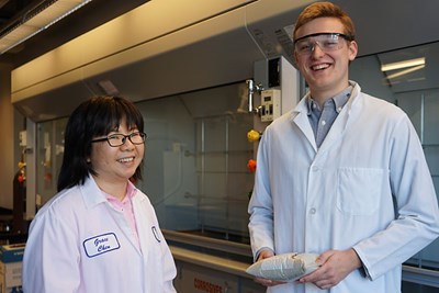 Grace Chen and student in the lab