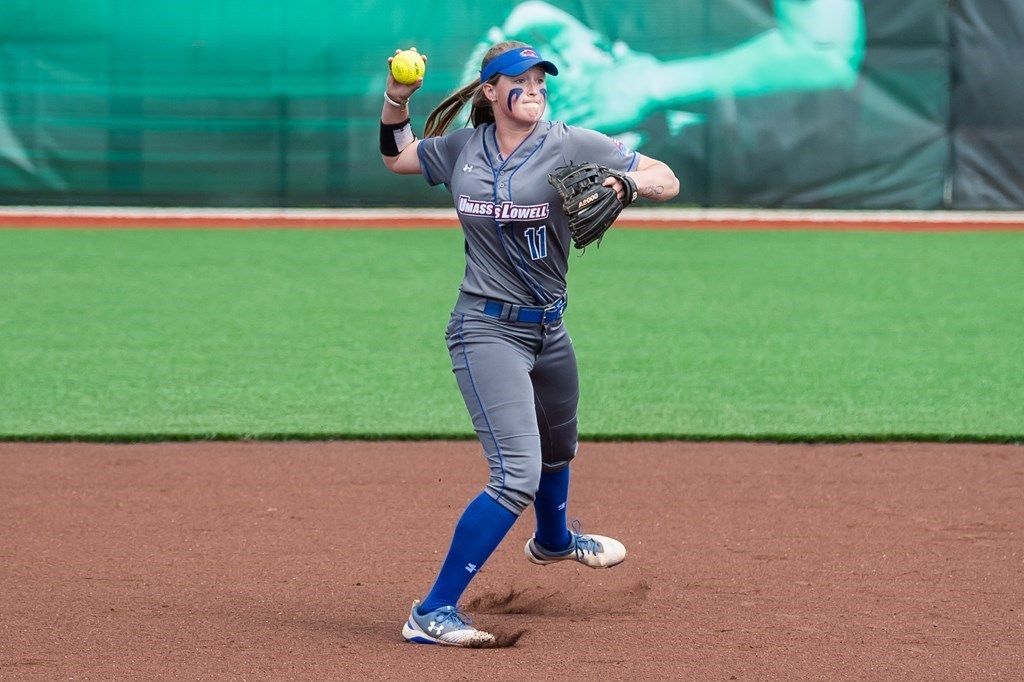 Courtney Cashman playing softball for the UMass Lowell River Hawks