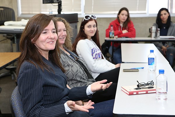 EJ Levy meets with a creative nonfiction class