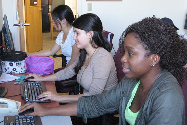 Graduate students Katerin Ramirez Tejeda and Kelechi Adejumo worked on the health assessment.