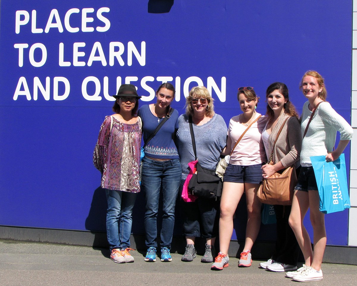 Journalism and Professional Writing students on a study abroad trip in London