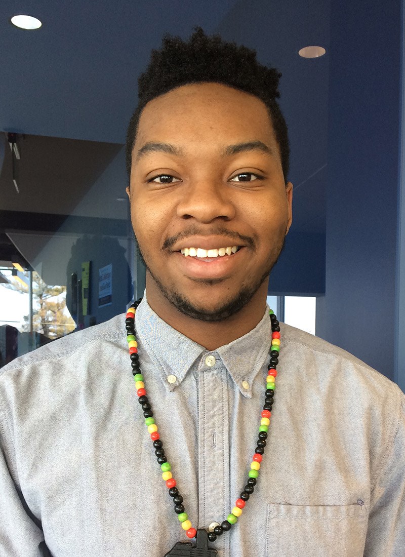 UML student Kadeem Davis headshot photo for student profile