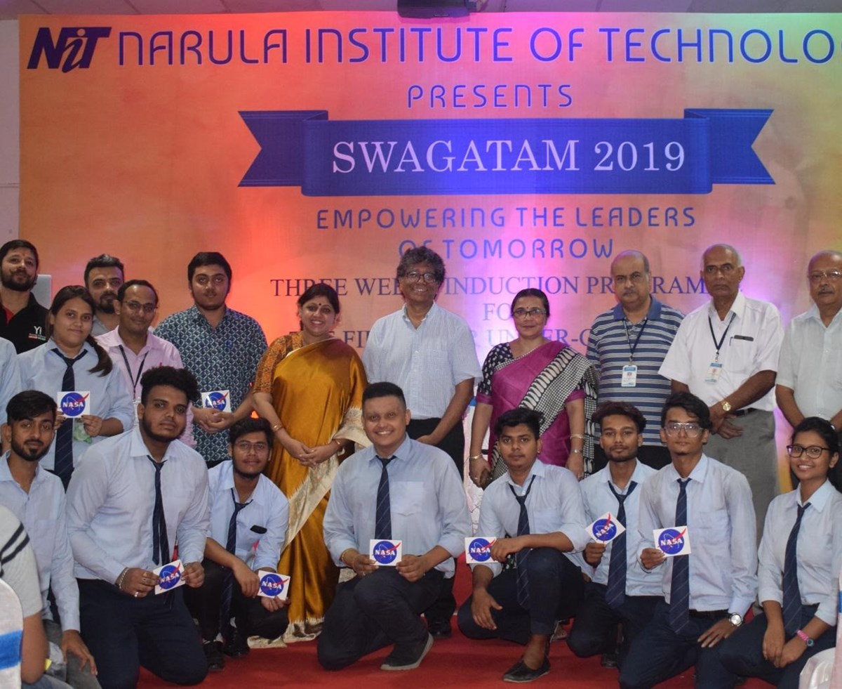 Dr. Supriya Chakrabarti and the students and faculty of Narula Institute of Technology
