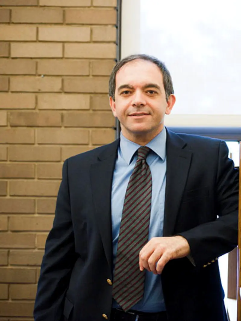 Konstantinos P. Nikoloutsos.