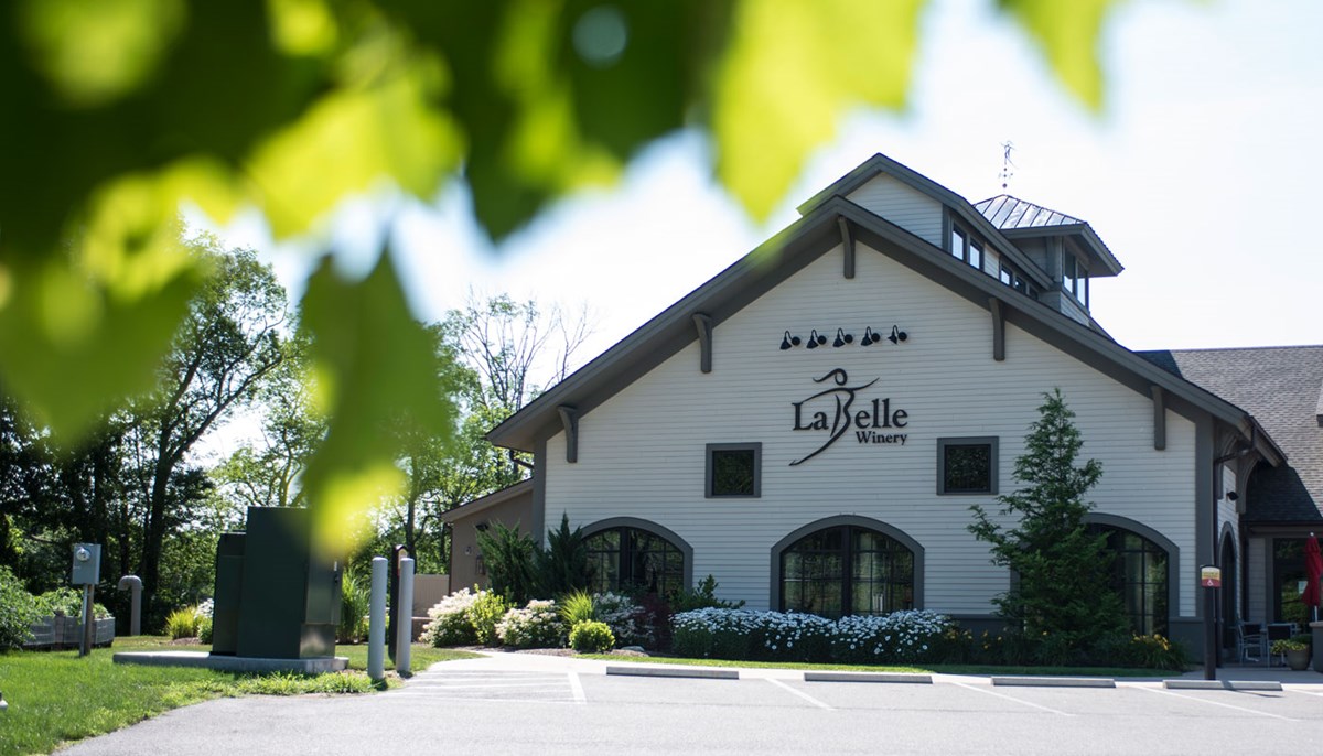 LaBelle Winery building exterior