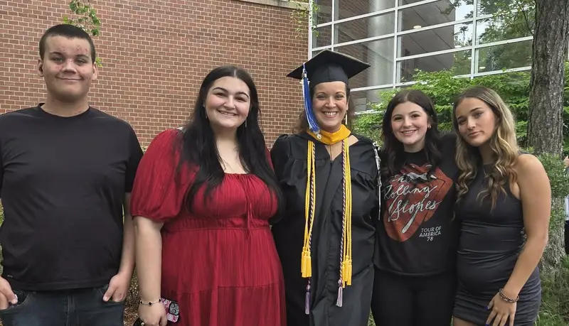 Lisa Marie Ciampa with her children.