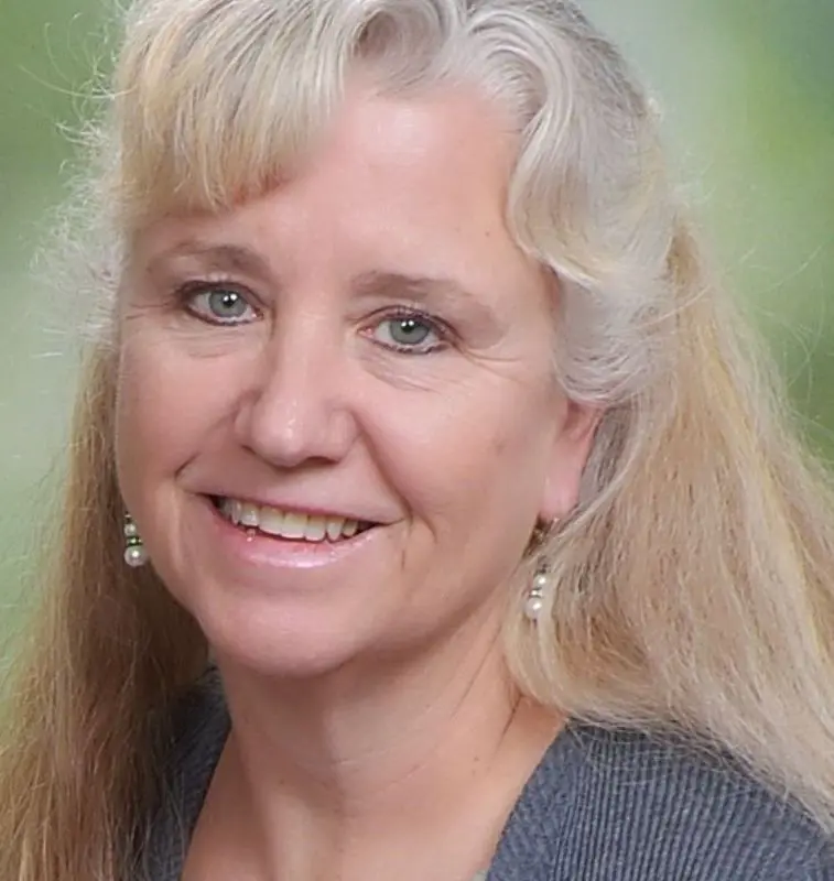 Cynthia Napierkowski.