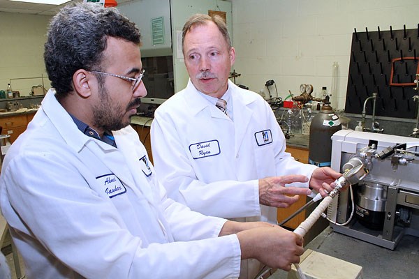 Prof. David Ryan with graduate student in the lab