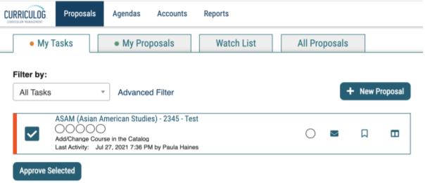 Screenshot of Curriculog interface showing a selected proposal and the “Approve Selected” button.