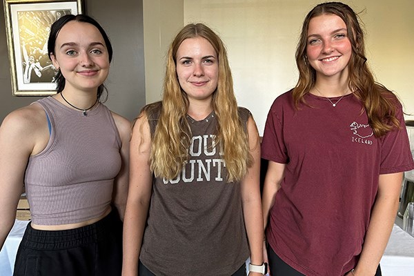 From left, Honors College students Kylie Encarnacao, business, Anna Barta, biochemistry, and Nicole Karp, business, attended a welcome event for new transfer students in the Transfer Alliance Program
