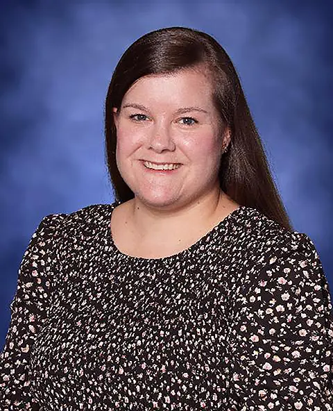 Portrait photo of Hailee Attorri
