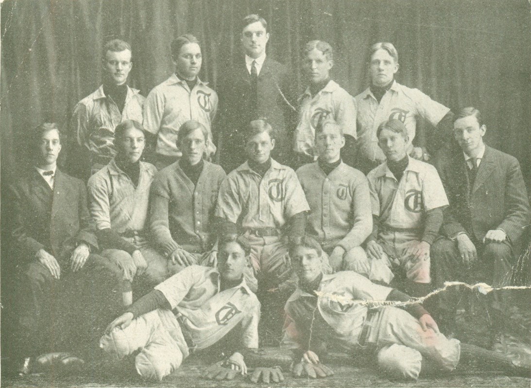 Photo of Lowell Textile's baseball team in 1905