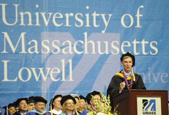 Bill Nye, the Science Guy, speaks at UMass Lowell's 2014 Commencement