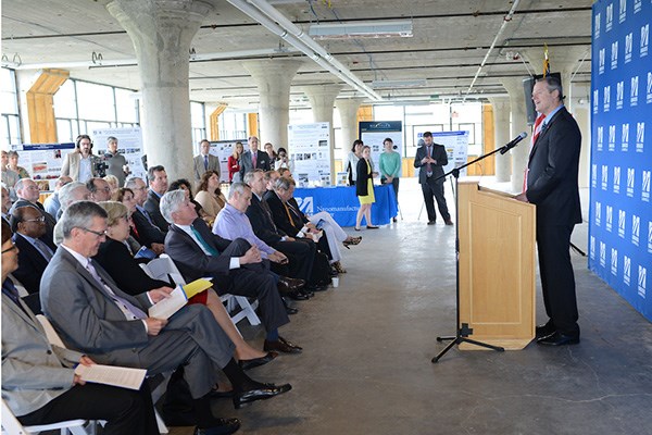 Gov. Charlie Baker speaks at UMass Lowell Fabric Discovery Center announcement.