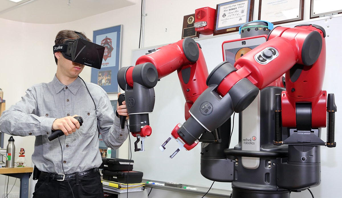robotics-virtual-reality-headset-control