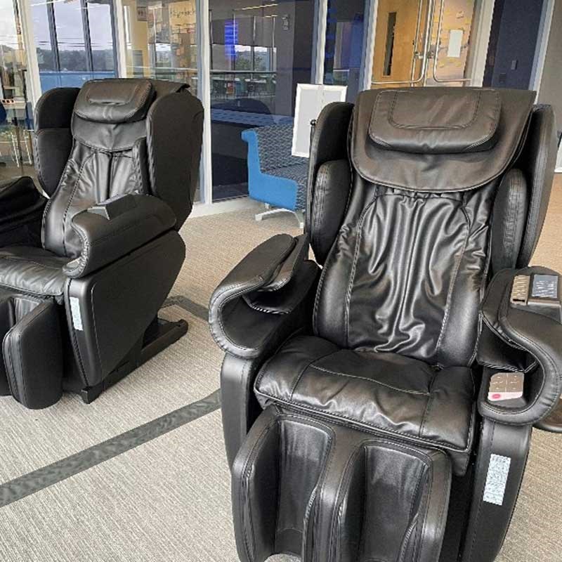 Tow massage chairs in Umass Lowell's Serenity Center