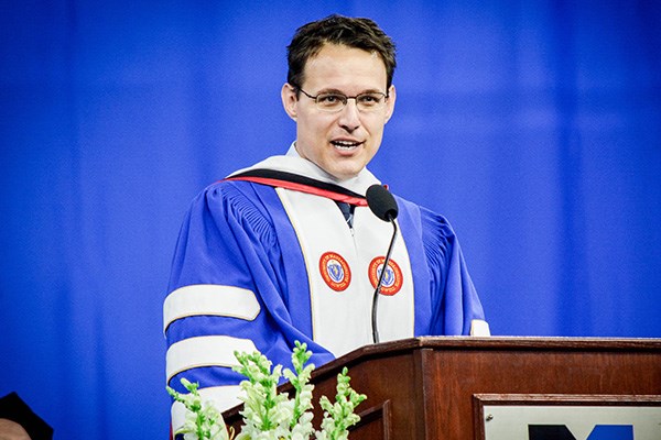 MSNBC host Steve Kornacki delivers the keynote at UMass Lowell's commencement.