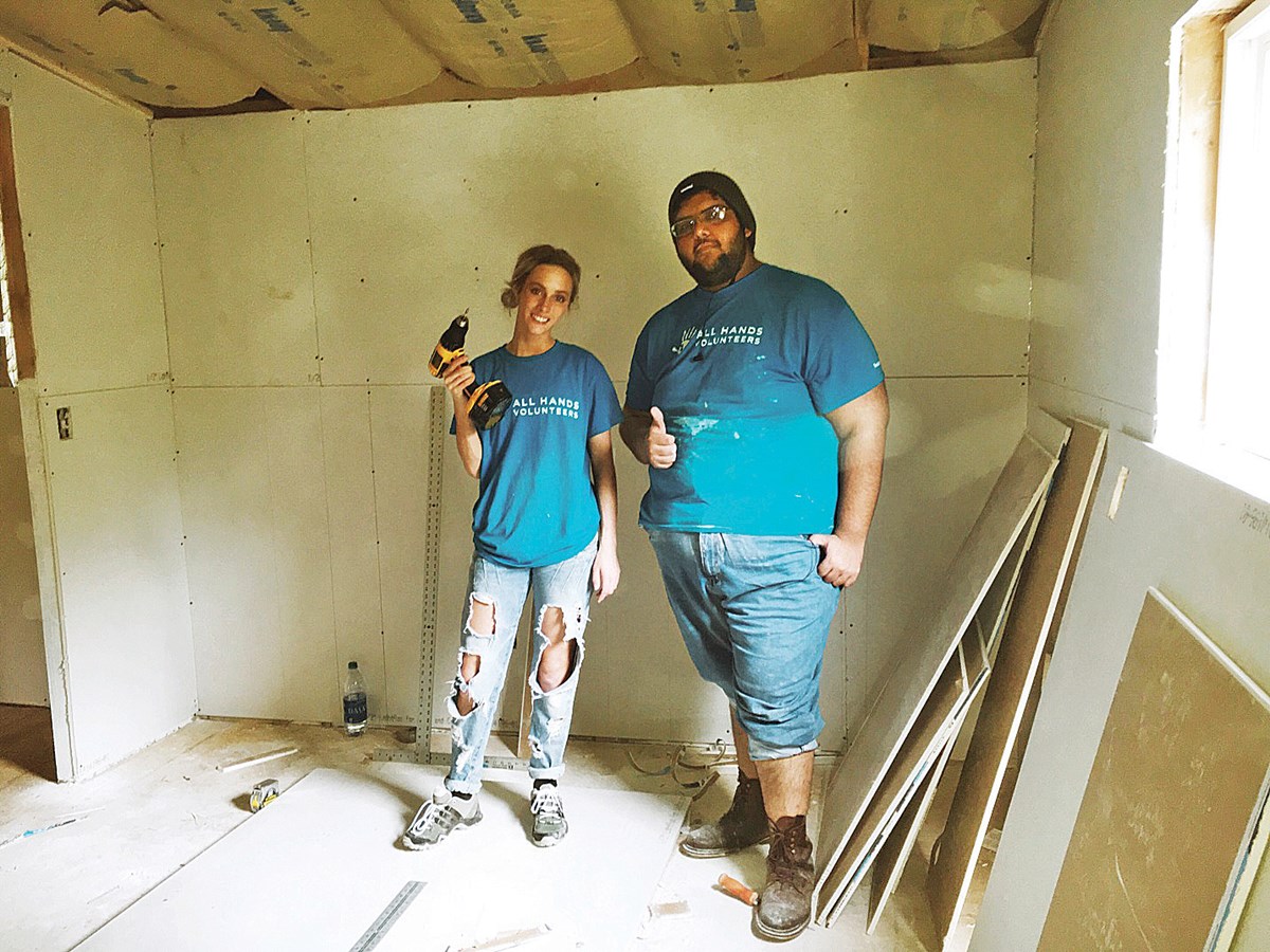 UMass Lowell student volunteers rebuild homes in the south