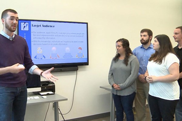  UMass Lowell students work on Project Pace